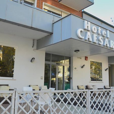 Hotel Caesar Pesaro Exterior foto