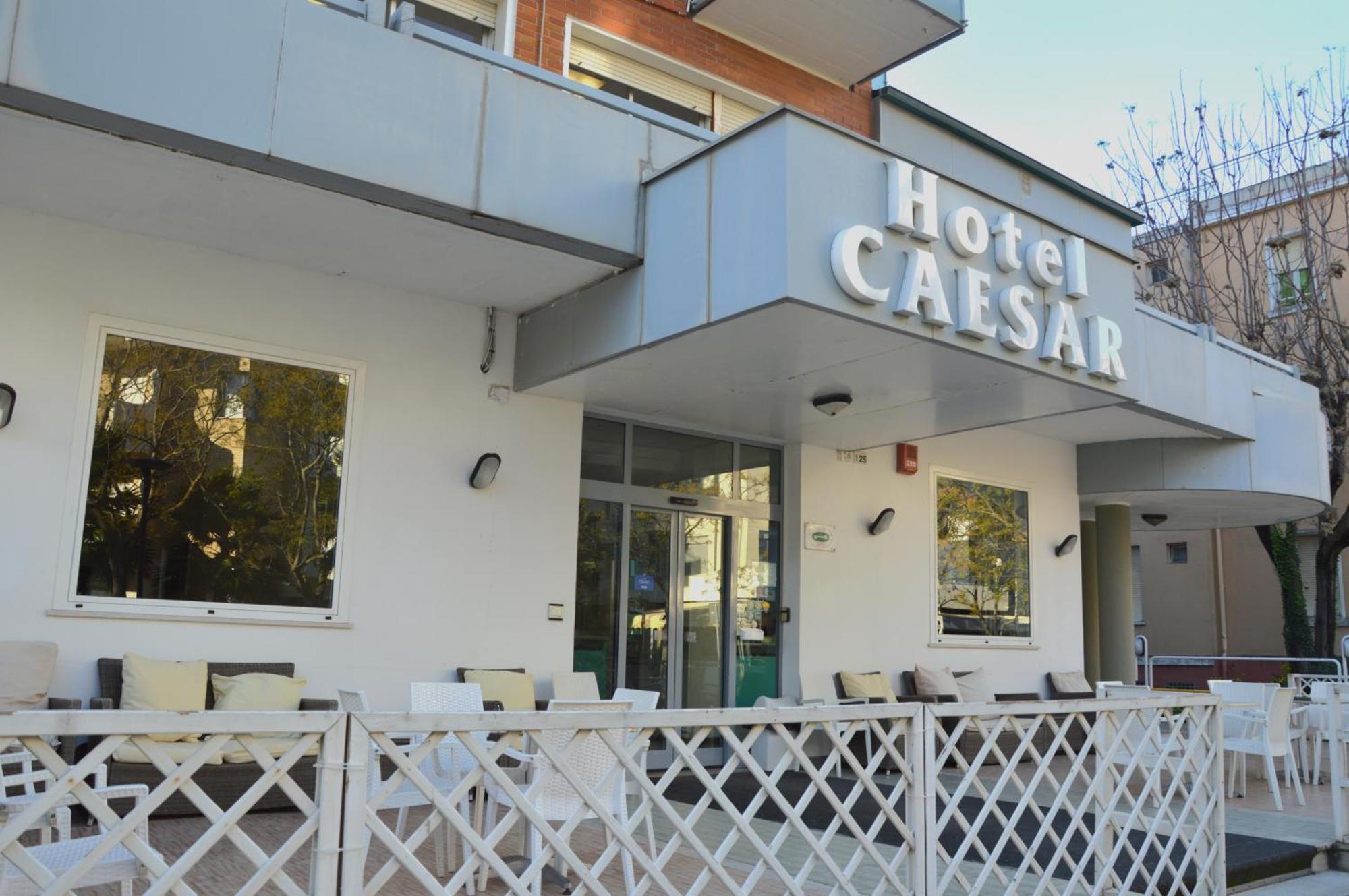 Hotel Caesar Pesaro Exterior foto